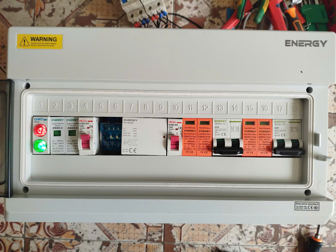 Tủ Hybrid 5kw-8kw Contactor 2String (3)